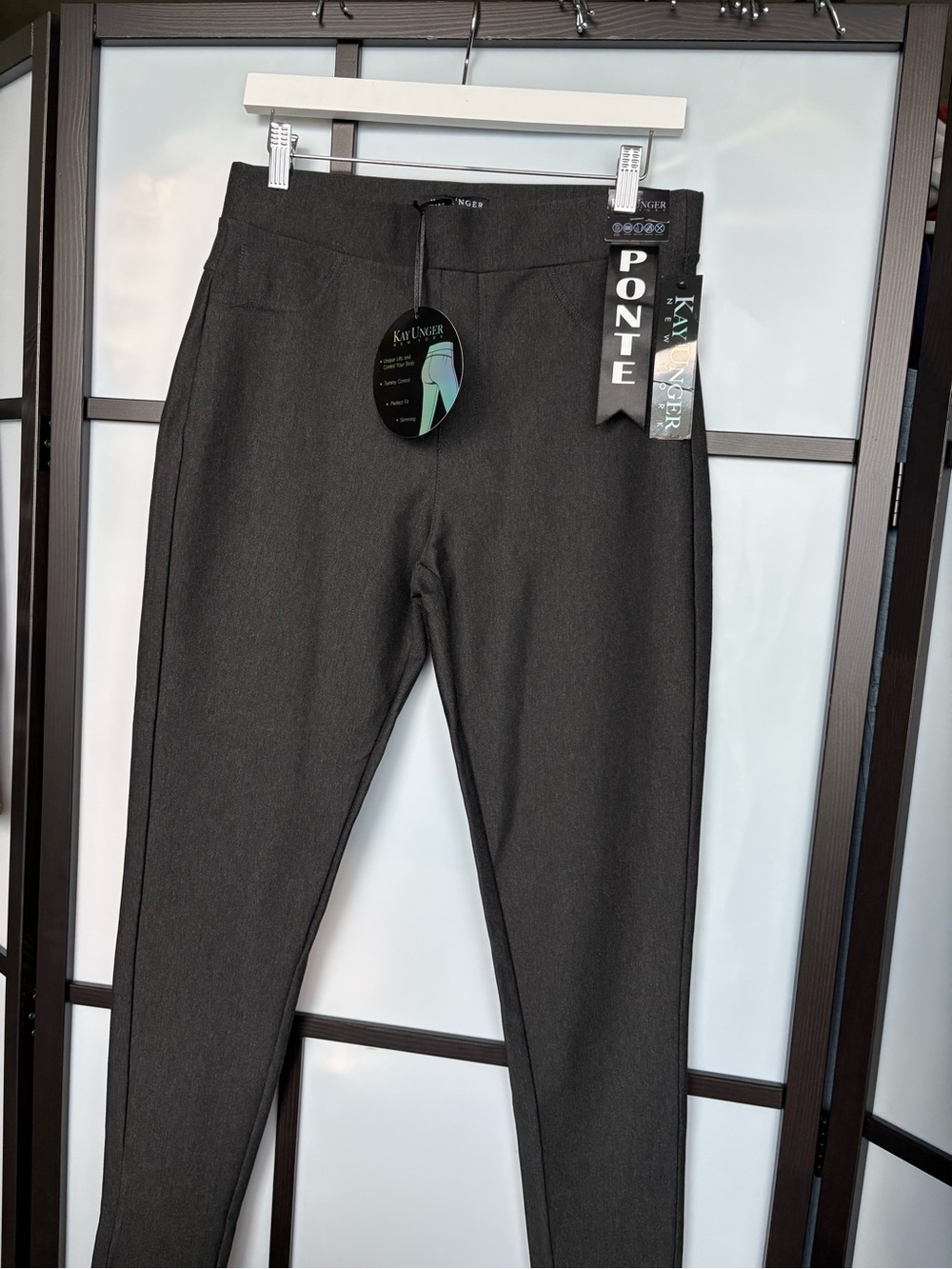 Kay Unger NWT Ponte Pull On Tummy Control Slimming Pants Gray L